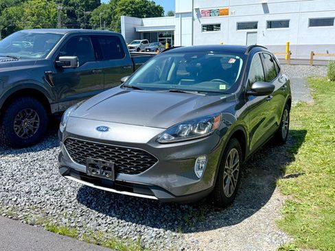 Certified 2022 Ford Escape SEL AWD/4WD image 3