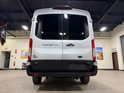 Used 2019 Ford Transit 250 148 Medium Roof image 21