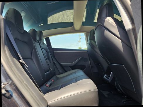 Used 2025 Tesla Model 3 Long Range RWD image 24