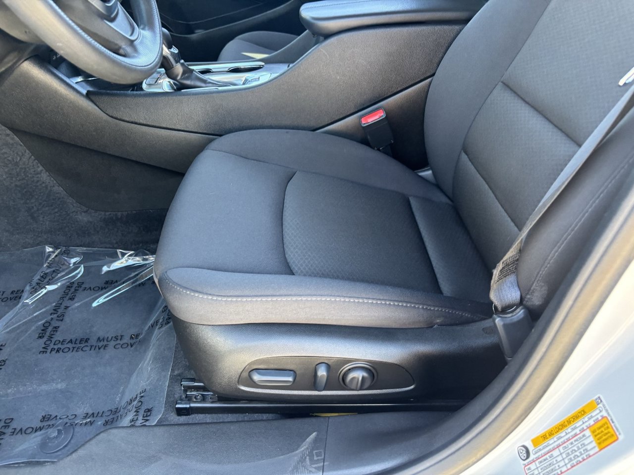 Used 2022 Chevrolet Malibu LT FWD image 18