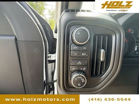 Certified 2022 Chevrolet Silverado 1500 Custom AWD/4WD image 16
