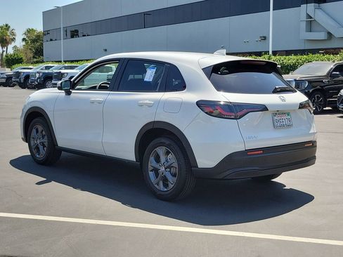 Certified 2026 Honda HR-V LX image 4