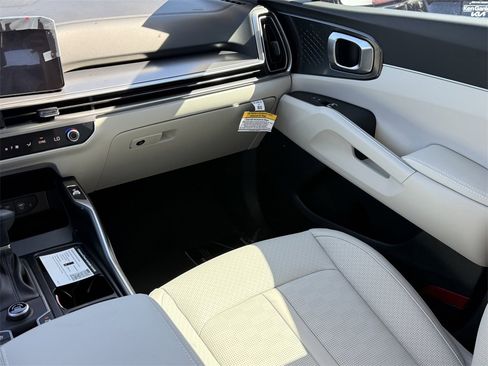 New 2026 Kia Sorento EX image 16