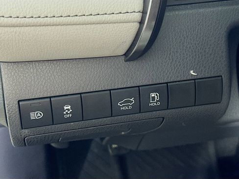 Used 2024 Toyota Camry SE FWD image 21
