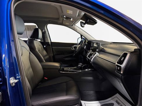 Certified 2023 Kia Sorento SX image 26