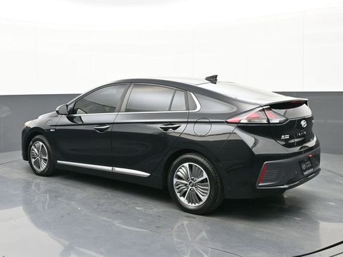 Used 2020 Hyundai Ioniq Limited image 5
