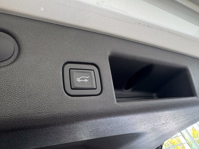 Used 2019 Chevrolet Equinox LT AWD/4WD image 43