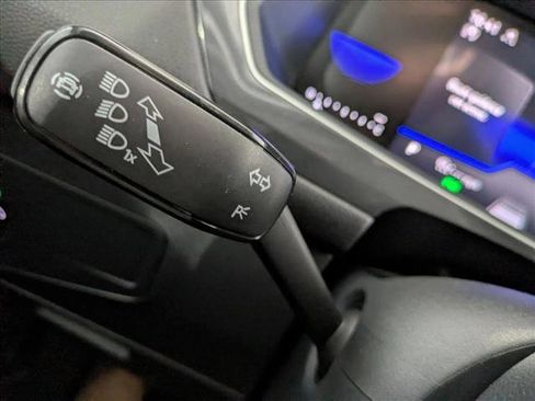 Used 2024 Volkswagen Tiguan Wolfsburg Edition image 15