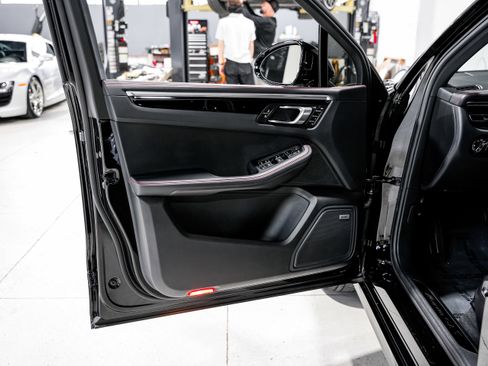 Used 2021 Porsche Macan GTS image 22