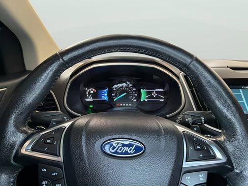 Used 2017 Ford Edge SEL w/ Equipment Group 201A FWD image 29