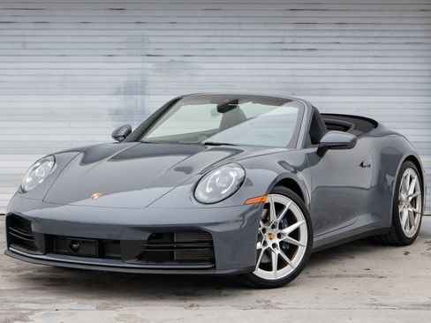 Certified 2025 Porsche 911 Carrera image 1