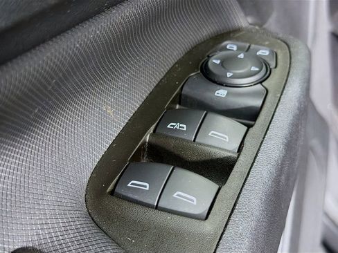 Used 2023 Chevrolet Equinox RS image 21