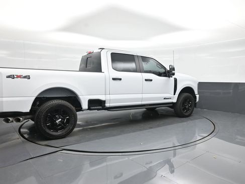 Certified 2026 Ford F250 XL w/ STX Appearance Package AWD/4WD image 7
