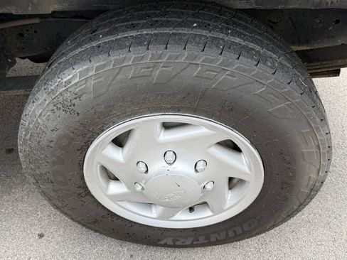 Used 2011 Ford E-250 and Econoline 250 w/ PWR Group RWD image 18