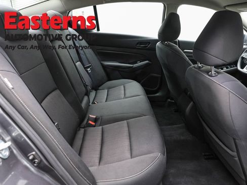 Used 2023 Nissan Altima 2.5 SV FWD image 23