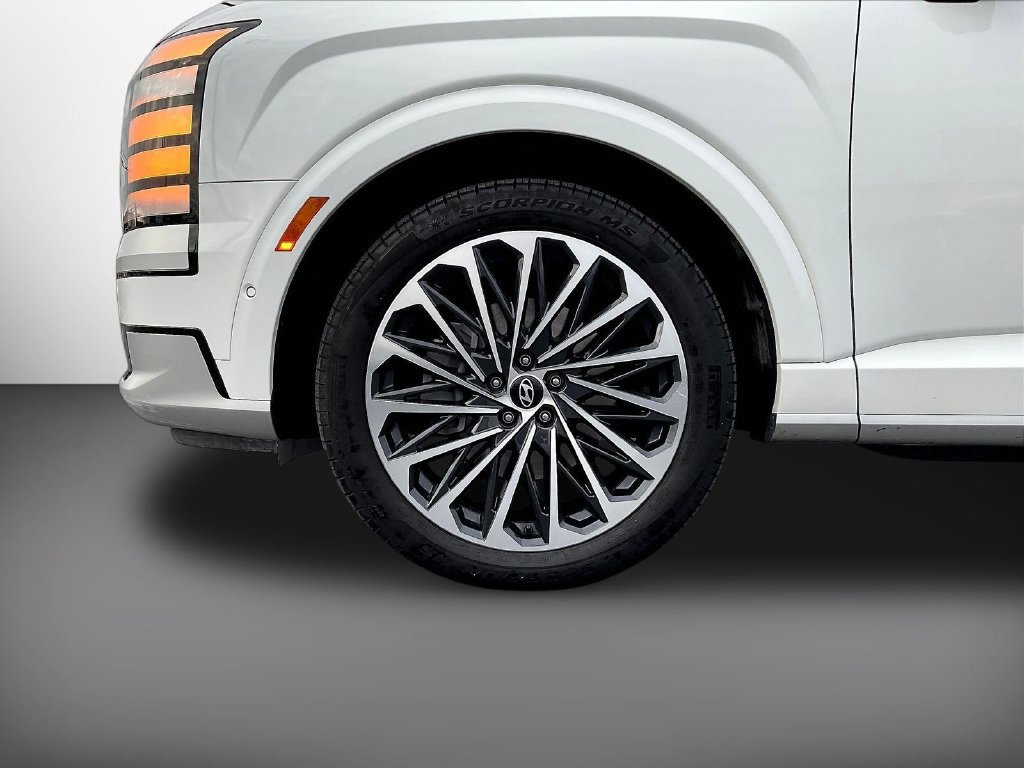 Certified 2026 Hyundai Palisade Calligraphy AWD/4WD image 40
