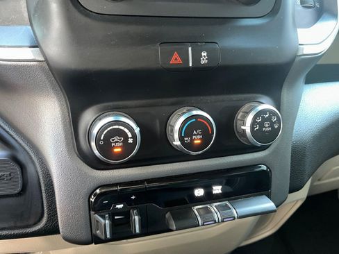 Used 2019 RAM 2500 Big Horn AWD/4WD image 19