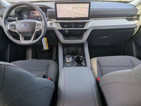 New 2026 Ford Explorer Active AWD/4WD image 15