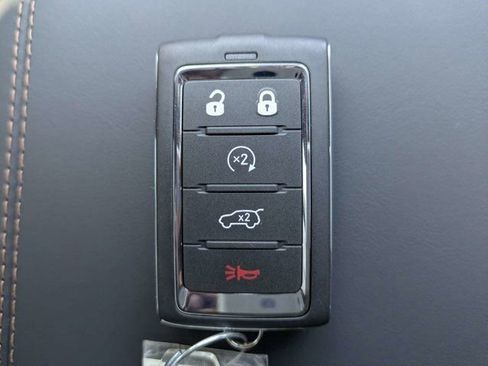 New 2026 Jeep Grand Cherokee Summit w/ Obsidian Package AWD/4WD image 31