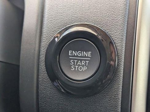 New 2025 Ford Expedition Active image 17