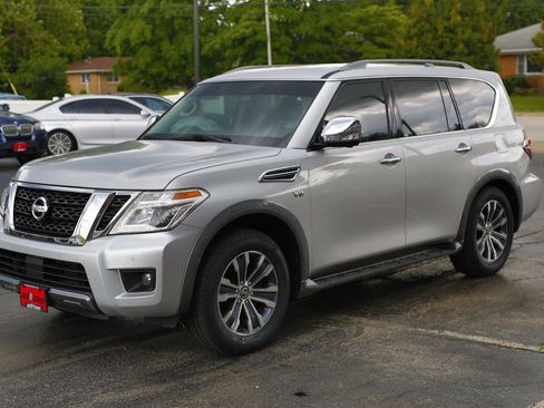 Used 2019 Nissan Armada SL w/ Premium Package AWD/4WD image 3