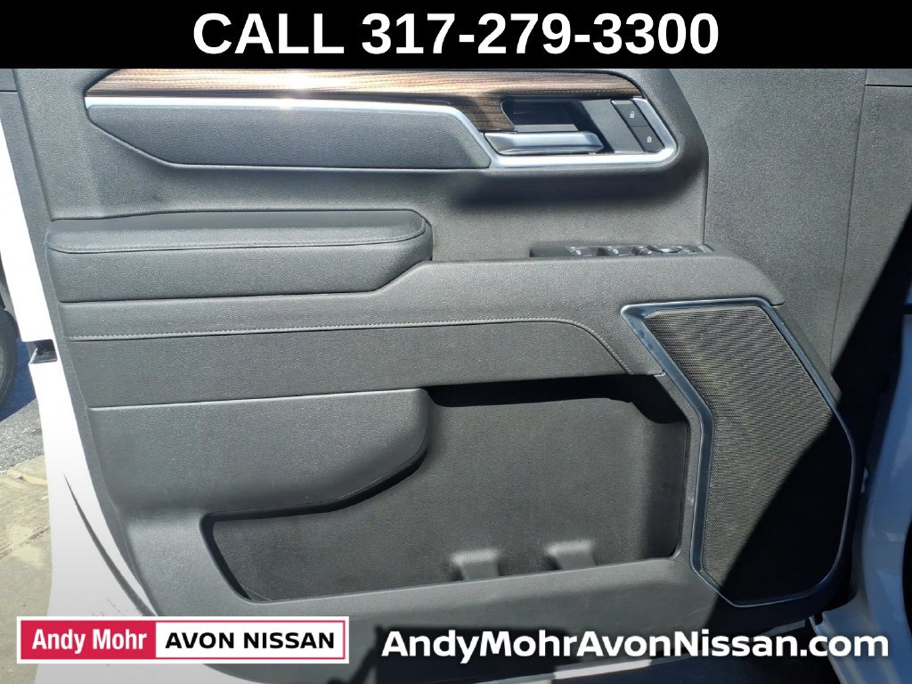 Used 2025 Chevrolet Silverado 3500 LT w/ Safety Package AWD/4WD image 16