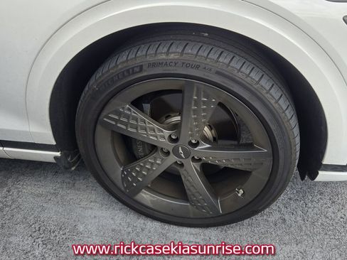 Used 2025 Genesis GV70 3.5T Sport w/ Sport Advanced Package image 5