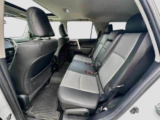 Used 2024 Toyota 4Runner SR5 Premium w/ Moonroof Package AWD/4WD image 25