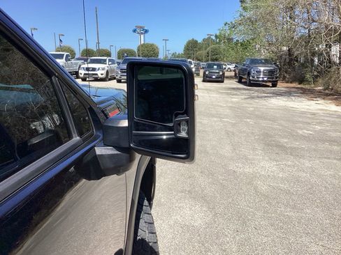 Used 2021 GMC Sierra 2500 AT4 image 26