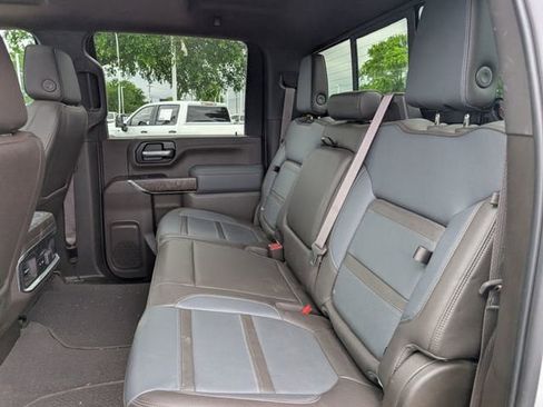 Used 2022 GMC Sierra 2500 Denali w/ Denali Ultimate Package image 29
