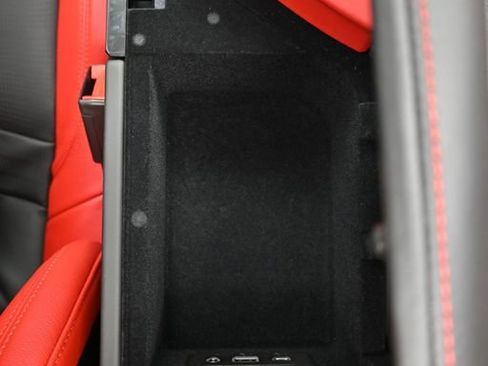 Used 2022 Chevrolet Corvette Stingray Premium Conv w/ Z51 Performance Package RWD image 21