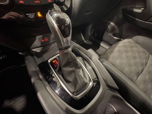 Used 2019 Nissan Rogue Sport SV AWD/4WD image 24