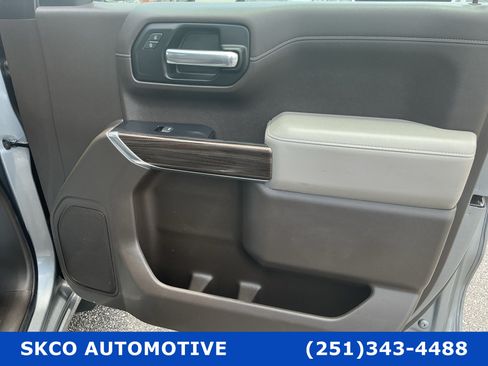 Used 2019 Chevrolet Silverado 1500 LT w/ Convenience Package AWD/4WD image 12