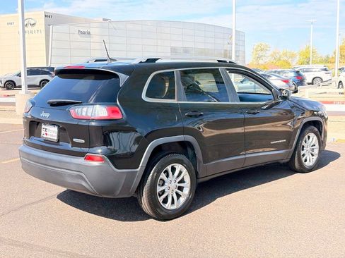 Used 2019 Jeep Cherokee Latitude w/ Popular Appearance Group FWD image 6