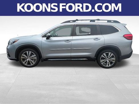 Used 2022 Subaru Ascent Limited w/ Technology Package AWD/4WD image 2