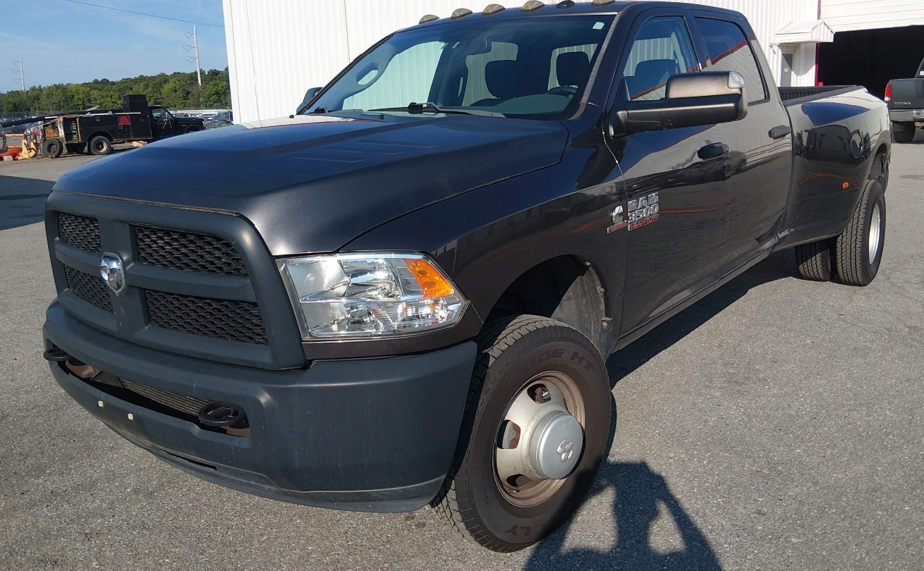 Used 2016 RAM 3500 Tradesman w/ Popular Equipment Group AWD/4WD image 4