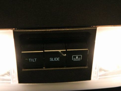 Used 2019 Ford Explorer XLT w/ XLT Sport Appearance Package image 29