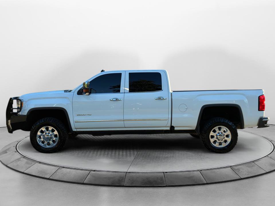 Used 2015 GMC Sierra 2500 SLT w/ Driver Alert Package AWD/4WD image 4