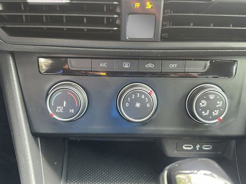 Used 2024 Volkswagen Jetta S FWD image 20