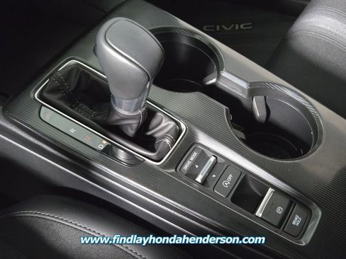 Certified 2025 Honda Civic Sport image 29