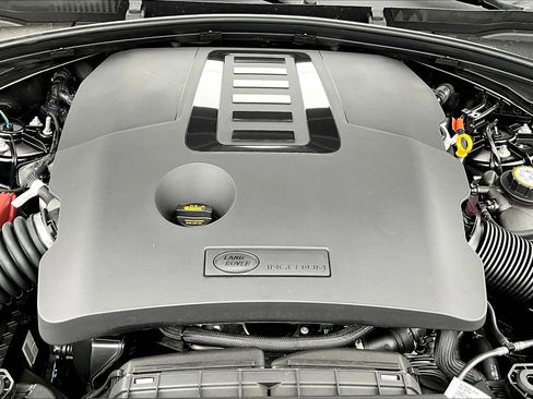 New 2026 Land Rover Range Rover Velar Dynamic SE image 11