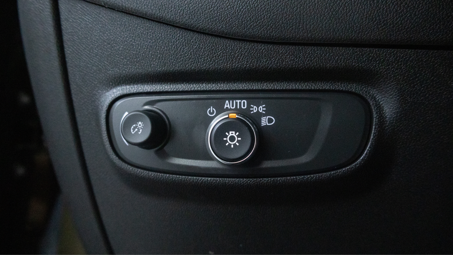 Used 2024 Chevrolet Equinox RS FWD image 21