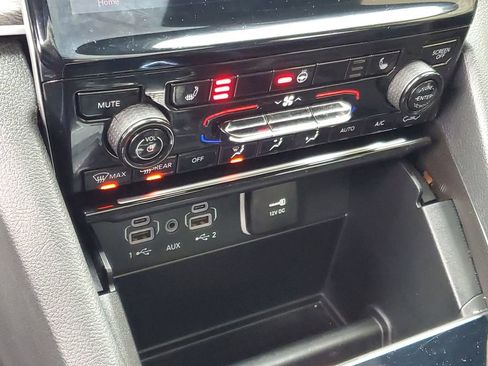 Used 2025 Jeep Grand Cherokee Limited 4xe image 23