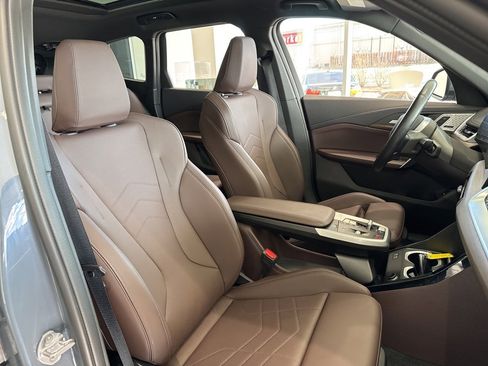 Used 2025 BMW X1 xDrive28i w/ Convenience Package image 51