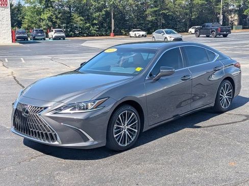 Used 2025 Lexus ES 350 w/ Premium Package FWD image 3