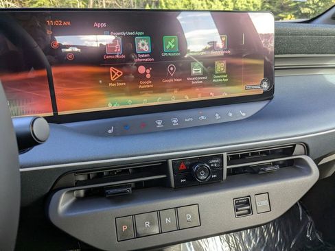 New 2026 Nissan Leaf Platinum+ w/ Cargo Package (Platinum+) image 19