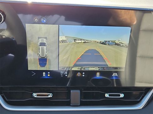 New 2026 Chevrolet Equinox LT w/ Convenience Package II image 7