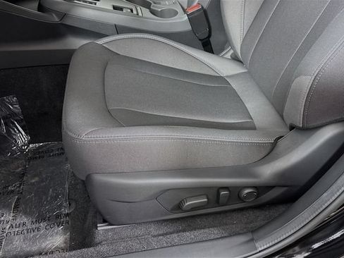 New 2026 Subaru Crosstrek 2.5i Premium AWD/4WD image 18