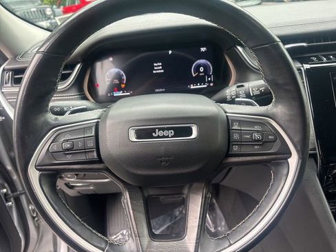 Used 2021 Jeep Grand Cherokee L Limited image 10