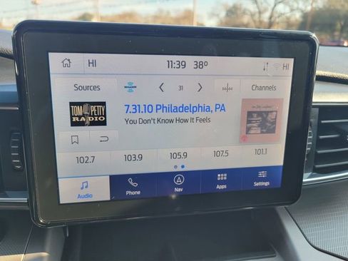 Certified 2022 Ford Explorer XLT w/ Equipment Group 202A image 22